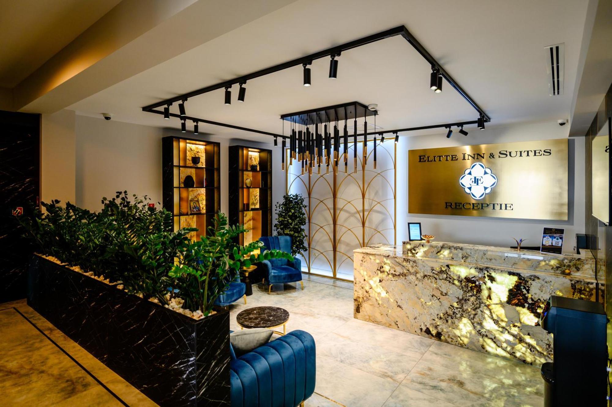 Elitte Inn & Suites Roşu Extérieur photo