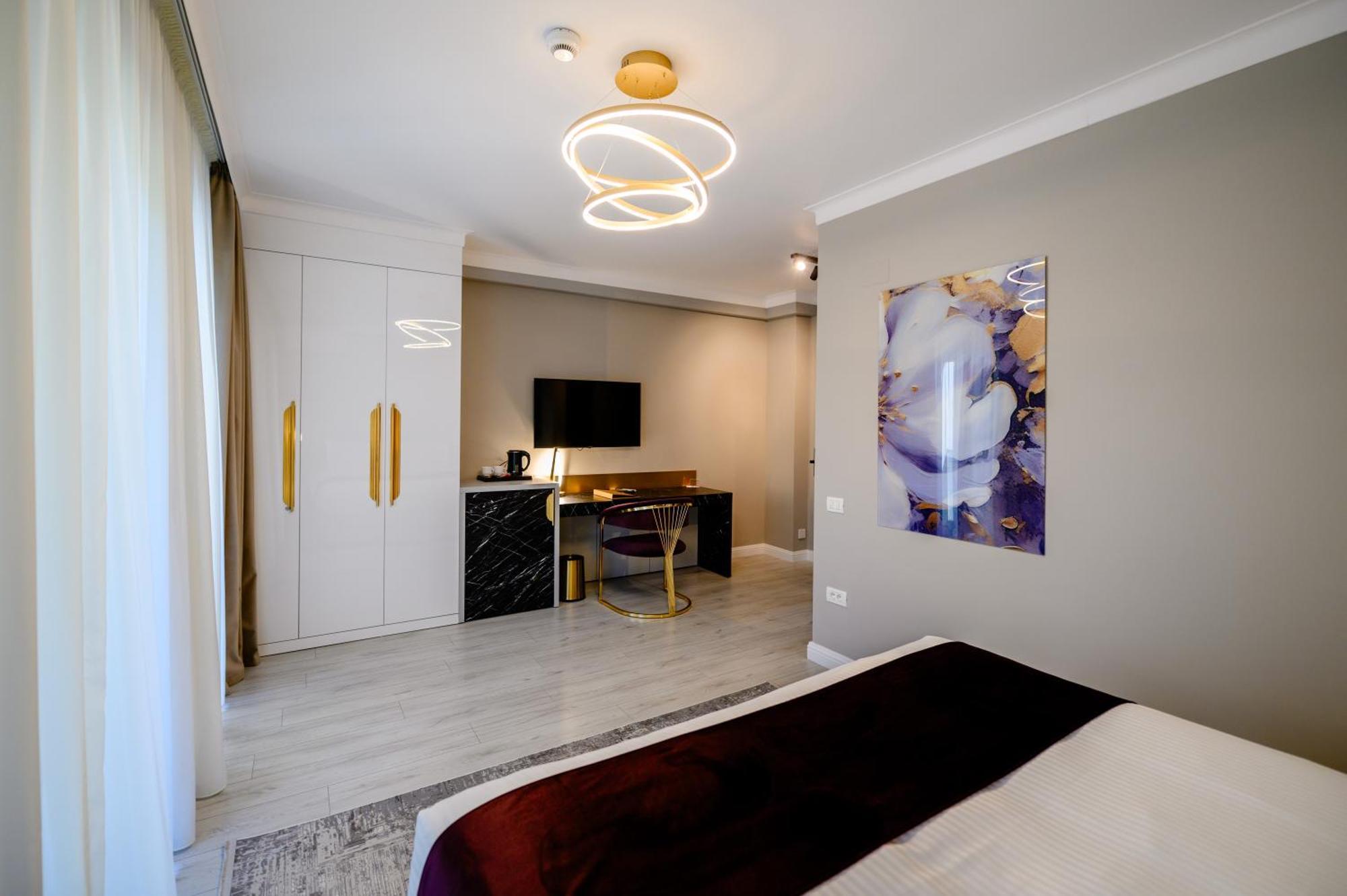 Elitte Inn & Suites Roşu Extérieur photo