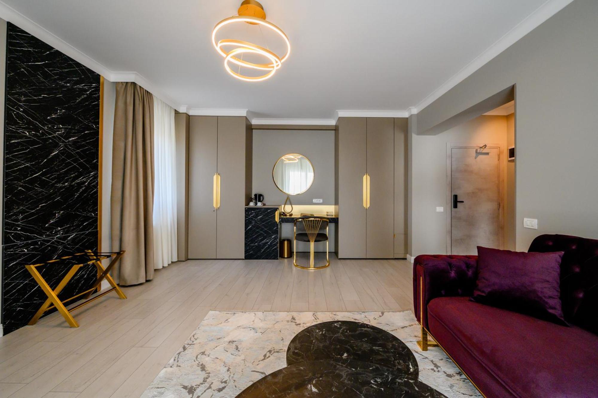 Elitte Inn & Suites Roşu Extérieur photo