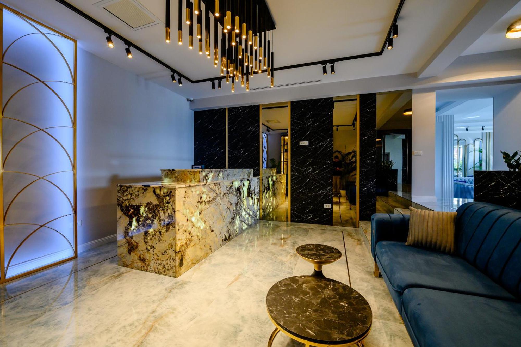 Elitte Inn & Suites Roşu Extérieur photo