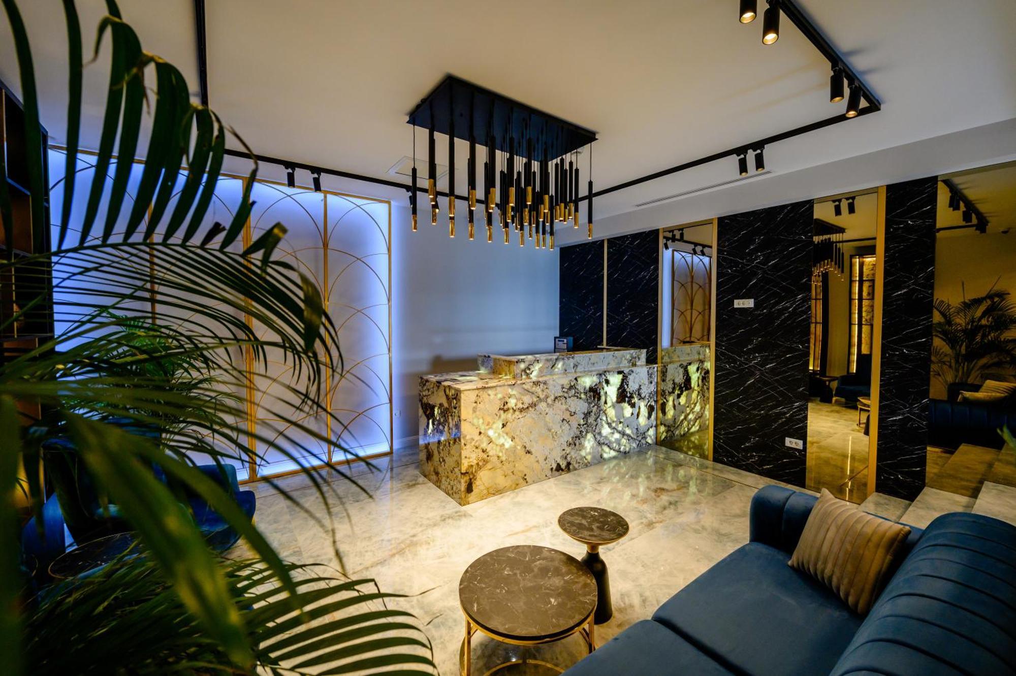 Elitte Inn & Suites Roşu Extérieur photo